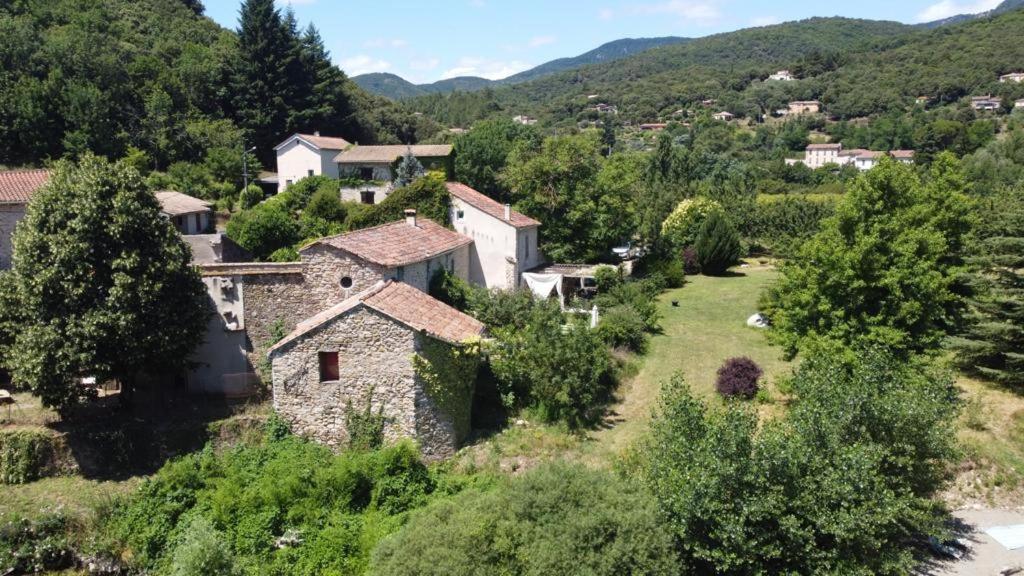 Le Moulin D'Arcas. Bed and Breakfast Prémian Buitenkant foto