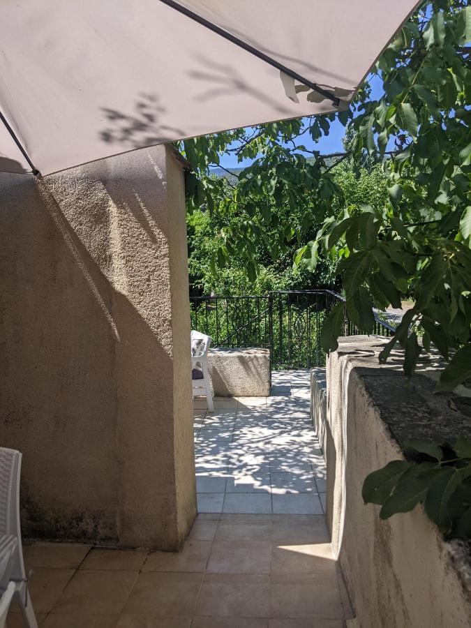 Le Moulin D'Arcas. Bed and Breakfast Prémian Buitenkant foto